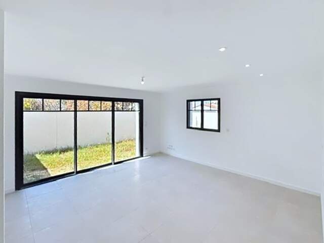 Appartement 2 chambres avec jardin — photo du bien