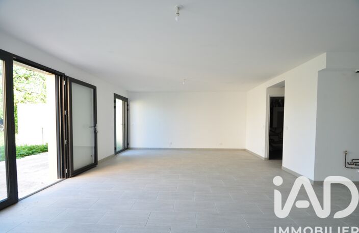 Vente Maison/villa 5 pièces — photo 2