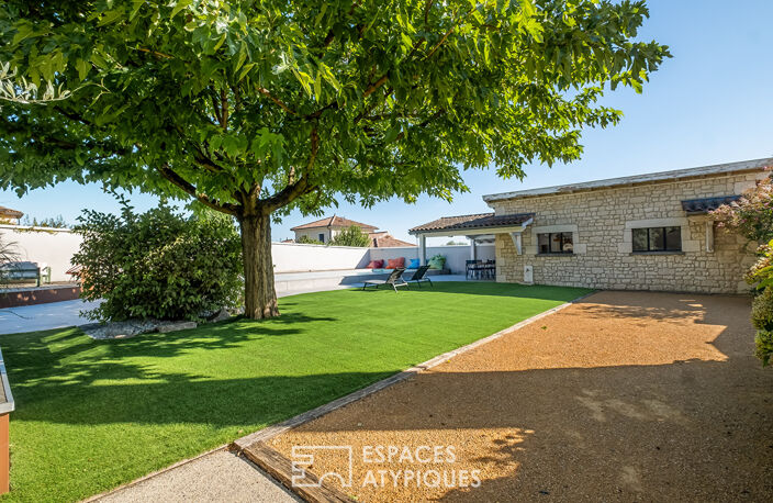 Maison de caractère avec piscine et verrière — photo 4