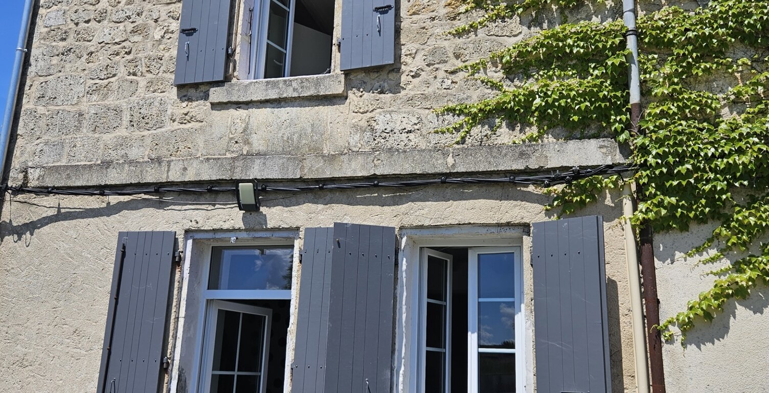 Vente Maison de ville 4 pièces — photo 1