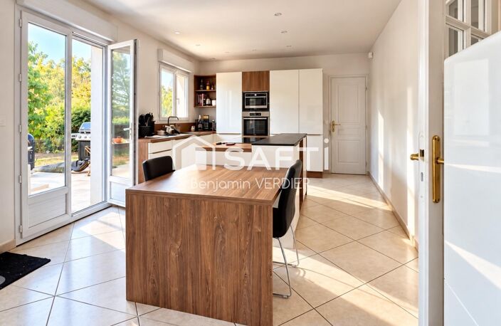 Maison familiale 5 chambres  terrain 2 433 m² — photo 5