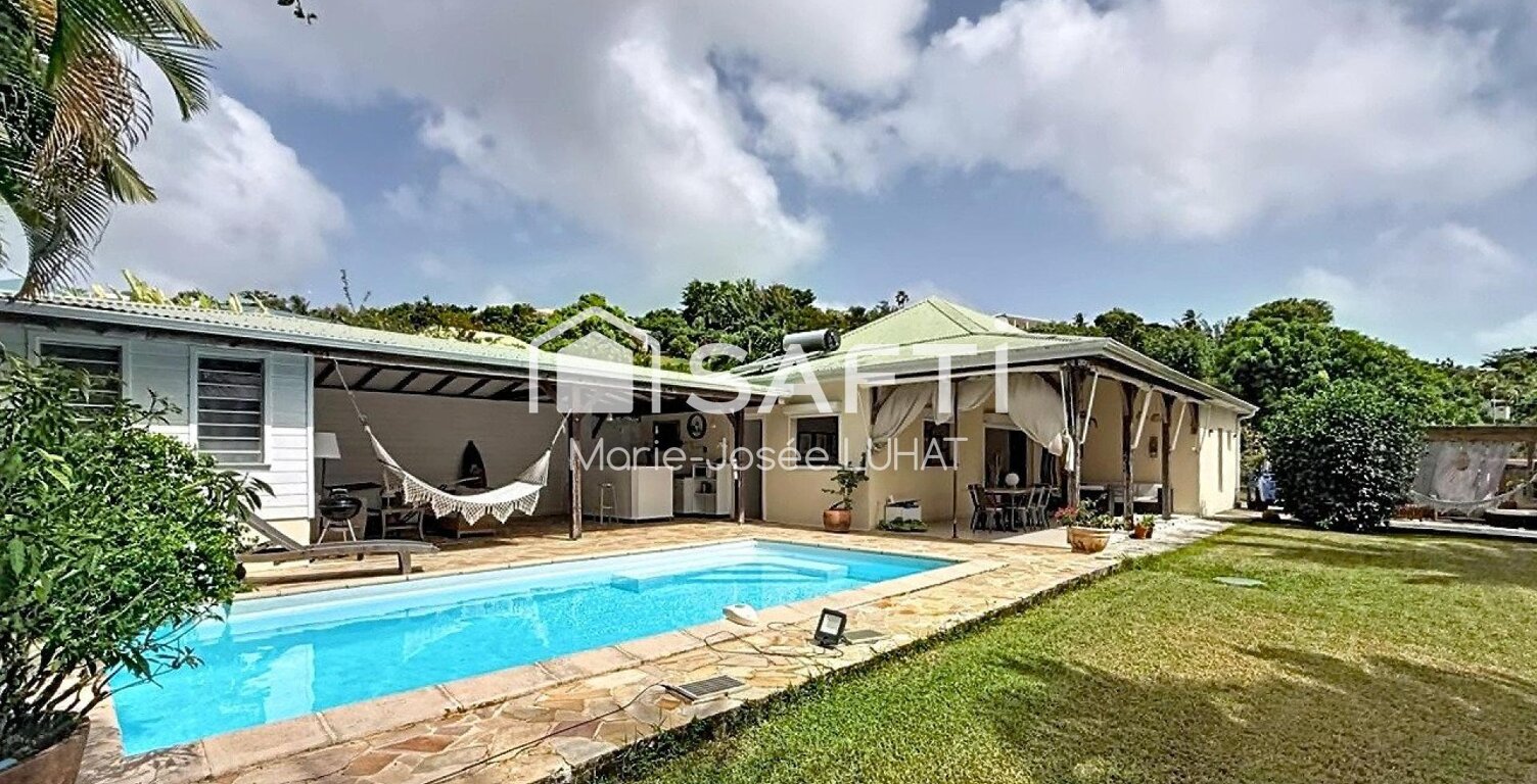 Maison F4  de plain pied avec dépendance et piscine — photo 1