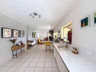 Maison F4  de plain pied avec dépendance et piscine — photo 3