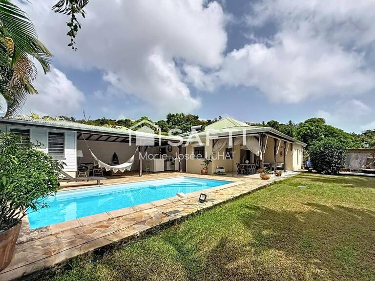 Maison F4  de plain pied avec dépendance et piscine — photo 1