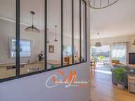 Maison contemporaine de plain-pied avec joli jardin — photo 2