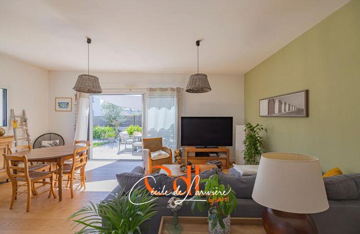 Maison contemporaine de plain-pied avec joli jardin — photo 4