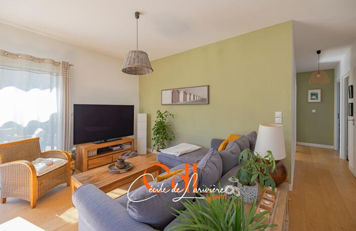 Maison contemporaine de plain-pied avec joli jardin — photo 5