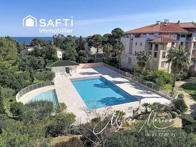 SAINT-AYGULF  LE GRAND PARC | 2 PIÈCES MEUBLÉ EN REZ-DE-JARDIN  TERRASSE 17,44 M²  PISCINE  PARKING — photo du bien
