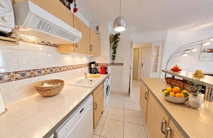 SAINT-AYGULF  LE GRAND PARC | 2 PIÈCES MEUBLÉ EN REZ-DE-JARDIN  TERRASSE 17,44 M²  PISCINE  PARKING — photo 5
