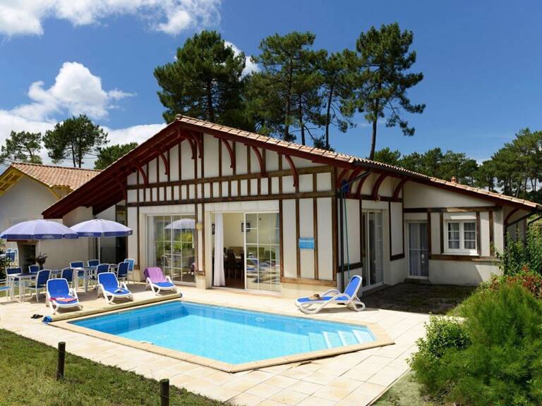 Villa - 120m ² — photo 1
