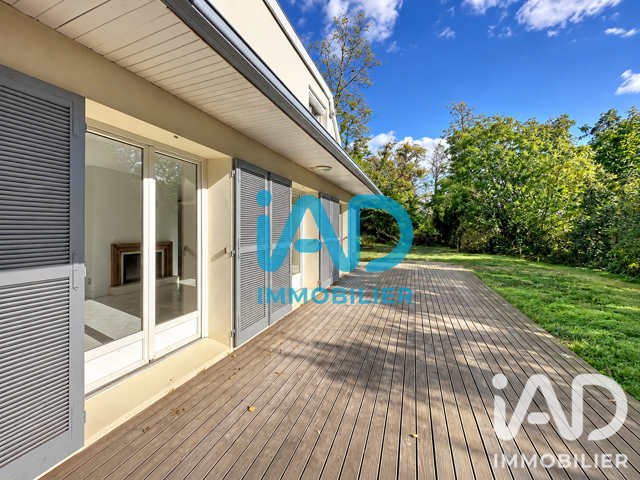 Vente Maison traditionnelle 9 pièces — photo du bien