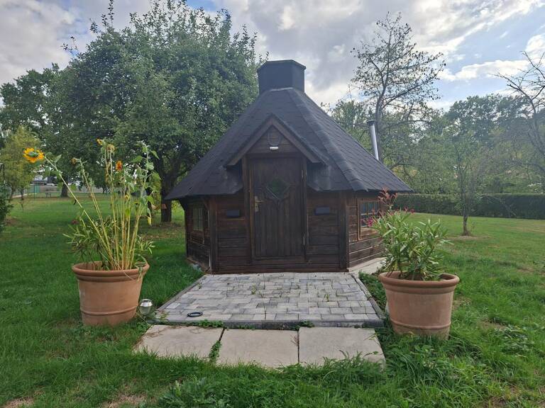 Belle Maison dans rue calme! — photo 1