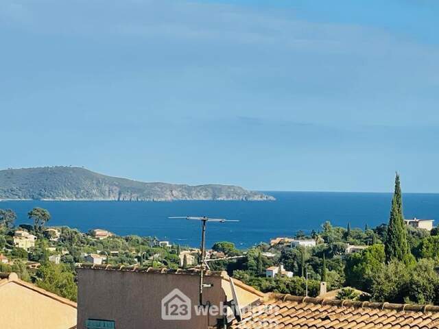 Appartement - 32m² - Cavalaire-sur-Mer — photo du bien