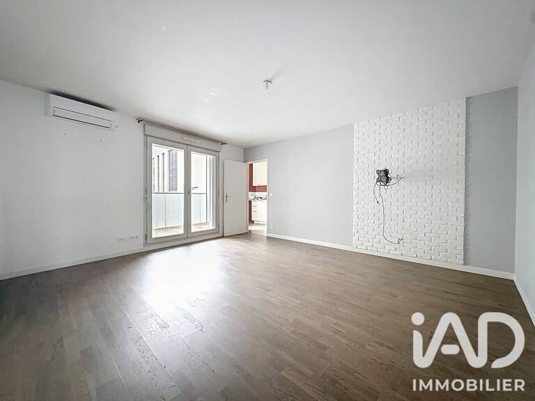 Location Appartement 4 pièces — photo 1