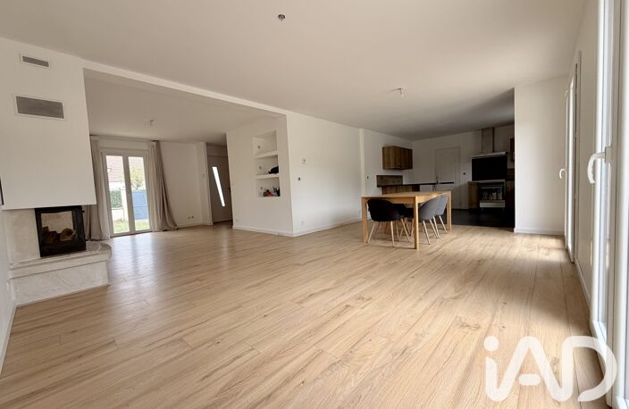Vente Maison traditionnelle 7 pièces — photo 2