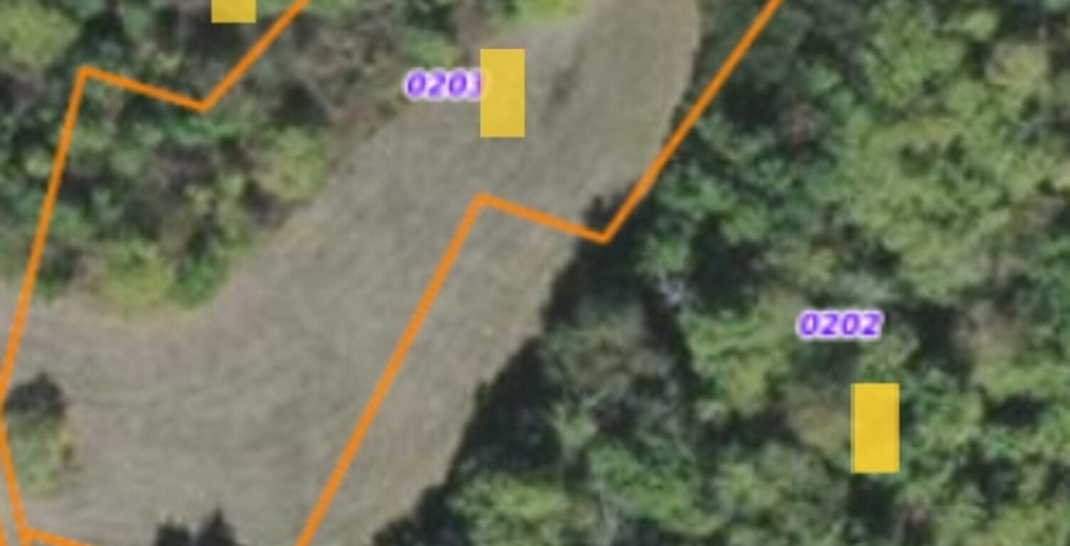 Vente Terrain à bâtir 13 989 m&sup2; — photo 1