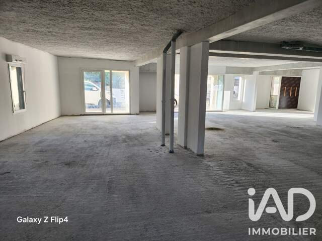 Vente Boutique/Local commercial 198 m&sup2; — photo du bien