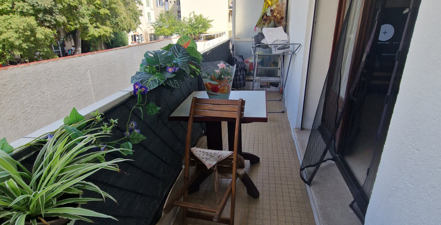 T2 avec balcon, locataire en place — photo 1