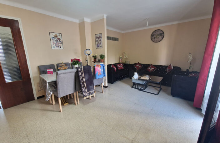 T2 avec balcon, locataire en place — photo 3