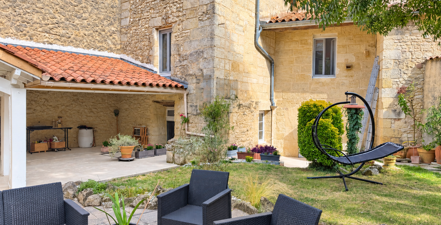 Maison en pierre de 292 m2, à 5 minutes de Branne — photo 1