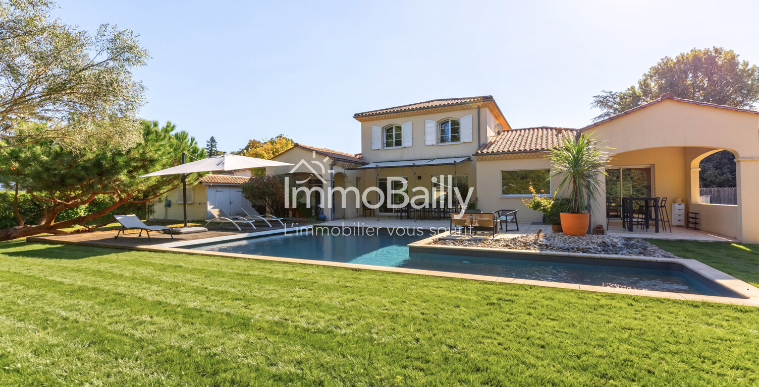 Maison 190 m2 avec piscine et jardin paysagé de 1950 m2 à Ce — photo 1