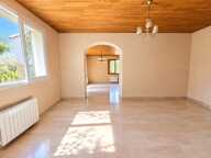 Nîmes, Calvas/Gazelle, maison 125m2, plain pied, 3 chs, + mazet, parcelle arborée 5024m2 — photo 3