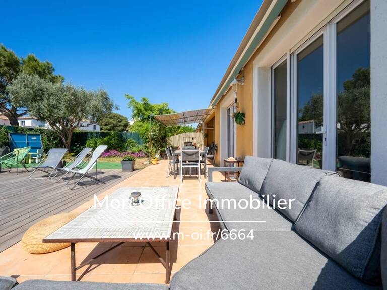 Référence : 6664-NZW. - Maison 4 chambres - piscine, sous sol, garage — photo 1
