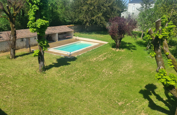 Logis charentais au cadre enchanteur — photo 3