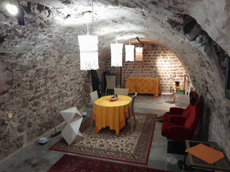 En vente 395200 EUR à Fréjus : maison de ville ,avec 2 apparte — photo 1