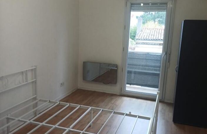 T2 — photo 2