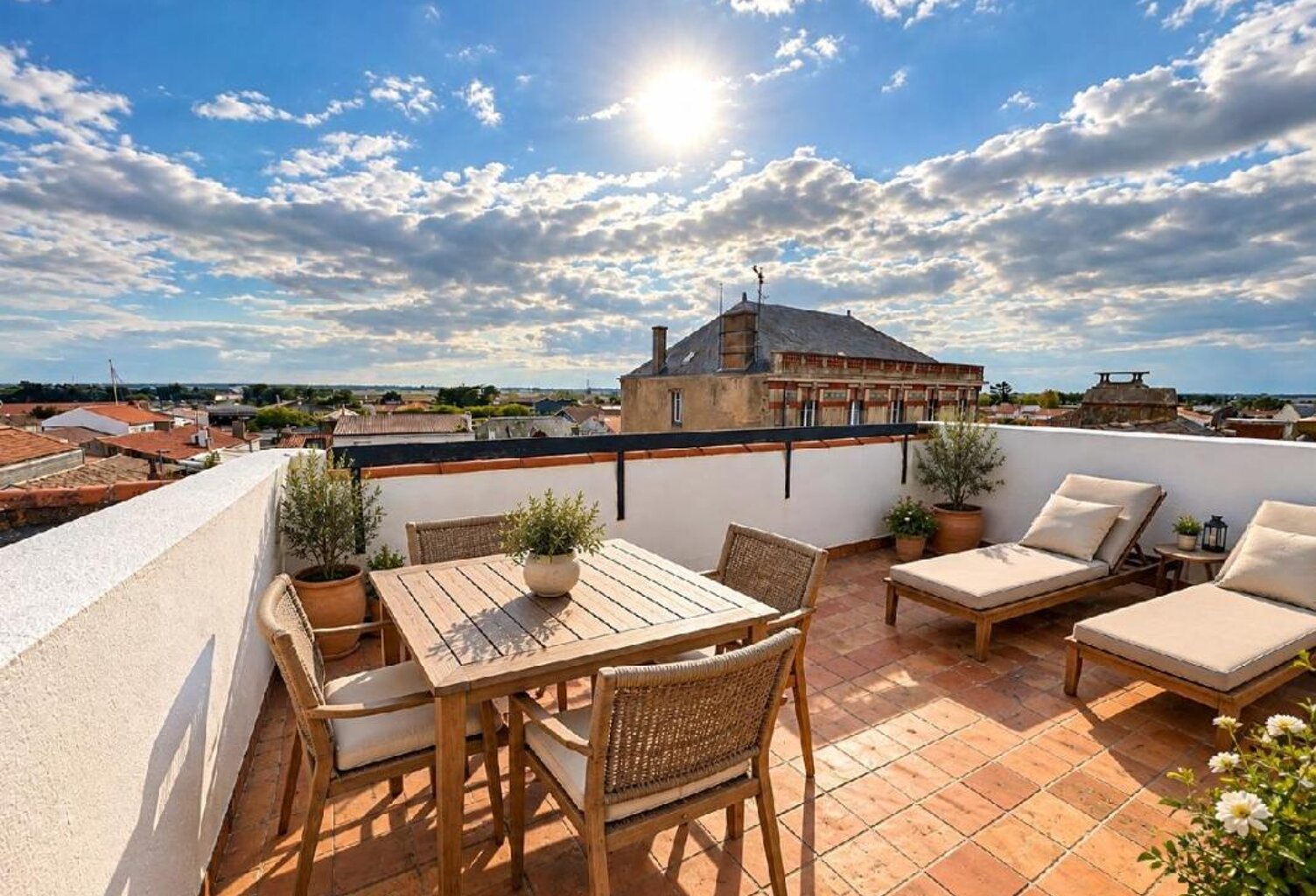 Hypercentre, appartement d'exception, T2 bis de 49 m², entre patrimoine et terrasse panoramique avec vue à 360 dégrès — photo 1