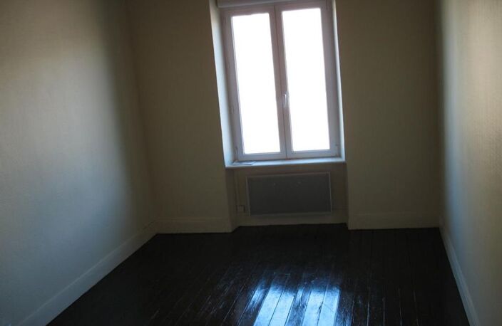 Appartement de 84m2 à louer sur Notre-Dame-de-Cenilly — photo 3