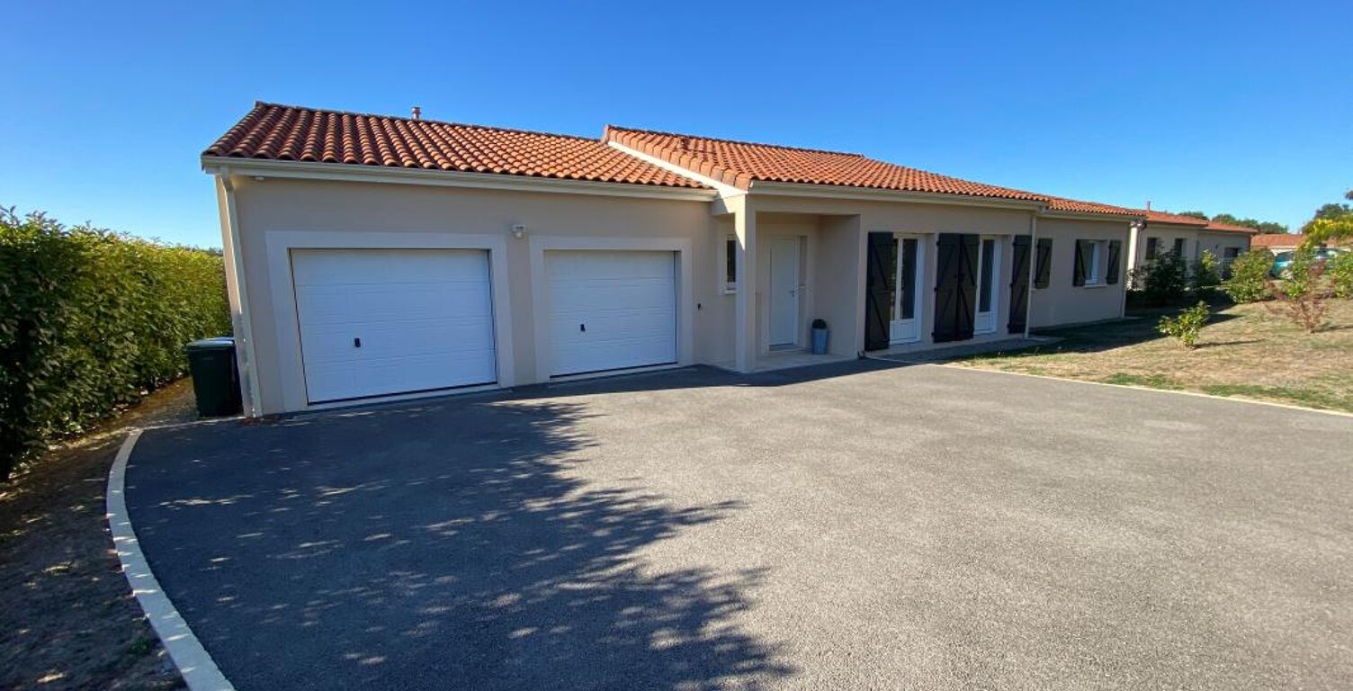 Maison  BBC plain pied de 2016 avec 1400 m2 de terrain — photo 1