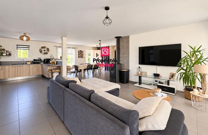 Maison plain-pied 3 chambres bureau terrain 3500 m² — photo 3