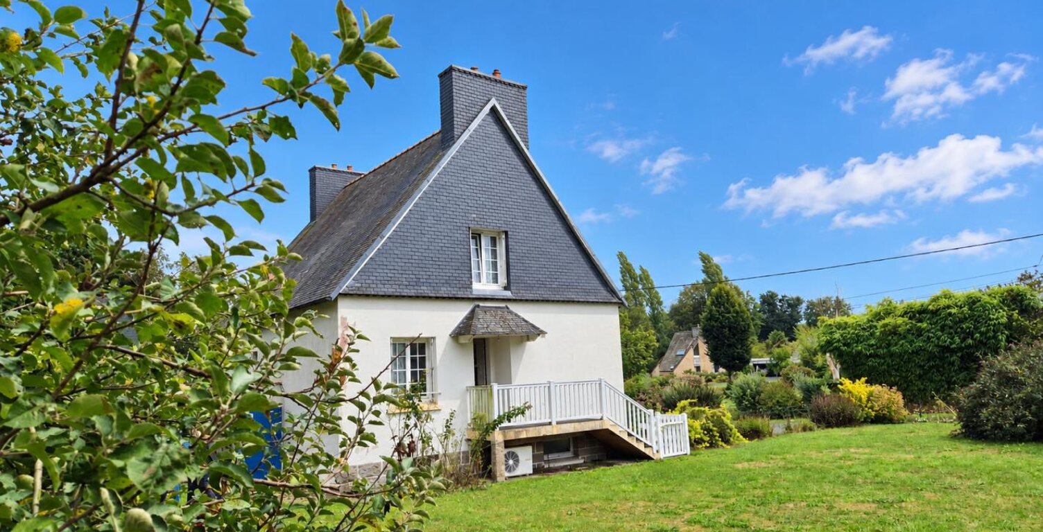 Maison Plougonven 7 pièce(s) 116 m2 — photo 1