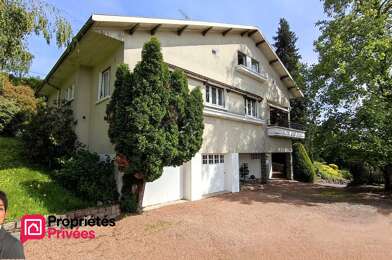 Maison 8 pièces 250000 €