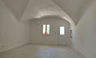 Maison 5 Pièces 92 m² à vendre à Pourrières (83910)