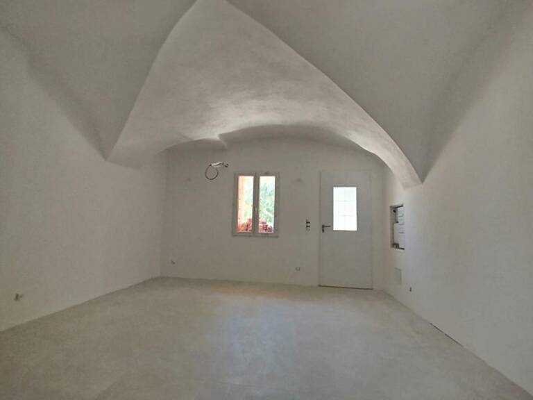 Maison Pourrieres 5 pièce(s) 92 m2 avec terrasse et balcon — photo 1