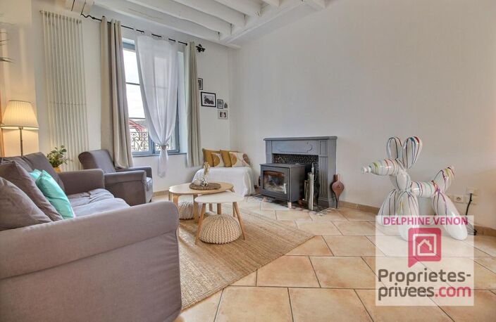 Maison bourgeoise de 225 m² classe énergie C avec double garage et jardin en centre ville de Châteauneuf sur Loire — photo 5