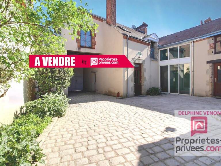 Maison de 200 m²  avec vie en plain pied + grange et cave voutée sur un terrain de 525 m² en hypercentre de Châteauneuf sur Loire — photo 1