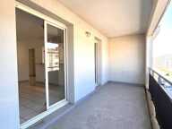 À vendre – Bel appartement 3 pièces avec grande loggia – Bordeaux Chartrons / Bassins à Flot — photo 2