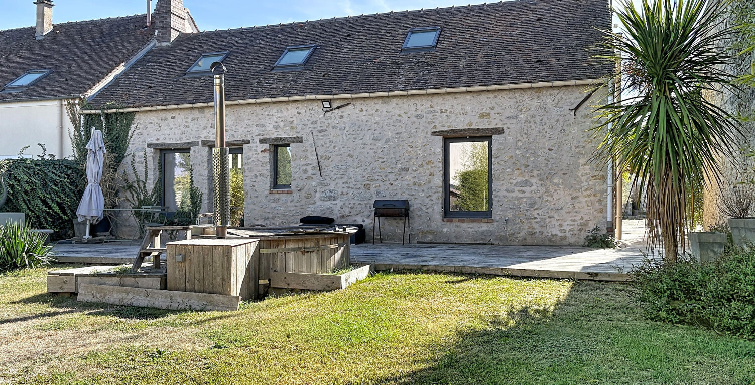 Dpt Seine et Marne (77), à vendre maison proche forêt, pierres et poutres, 5 chambres, RENDEMENT LOCATIF! — photo 1