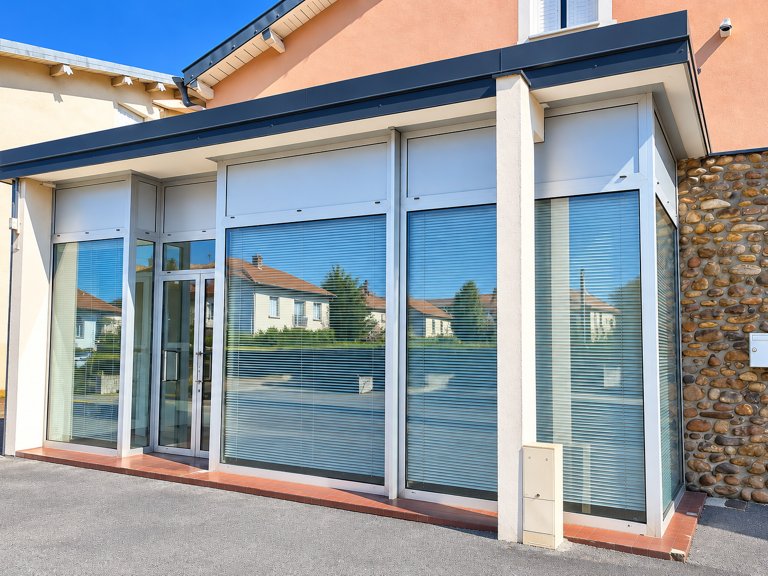EXCLUSIVITÉ   VESOUL   LOCAL PROFESSIONNEL 110 m2 — photo 1