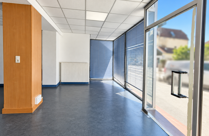 EXCLUSIVITÉ   VESOUL   LOCAL PROFESSIONNEL 110 m2 — photo 3