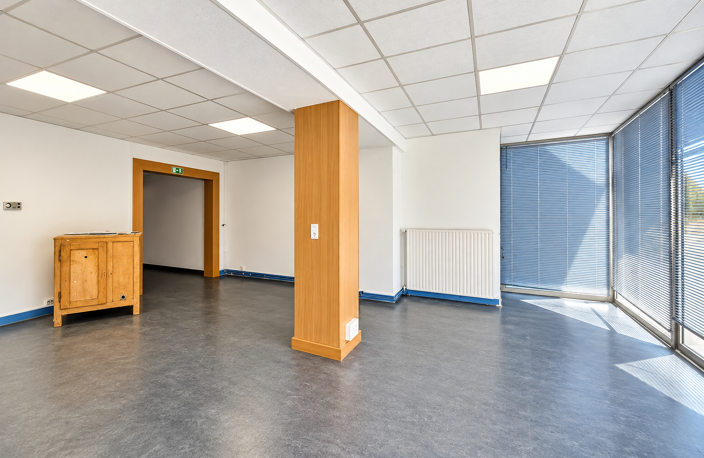 EXCLUSIVITÉ   VESOUL   LOCAL PROFESSIONNEL 110 m2 — photo 4