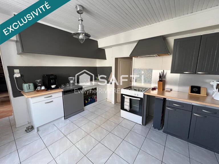 Maison ancienne de 200 m² avec 5 chambres — photo 1