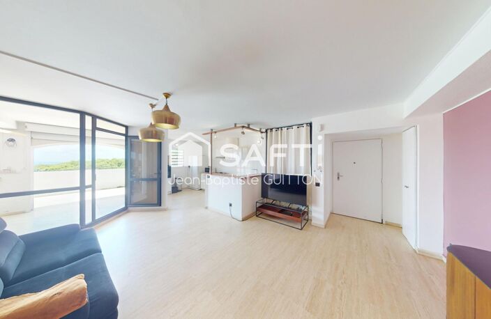 T3 meublé avec vue mer, terrasse et garage — photo 3