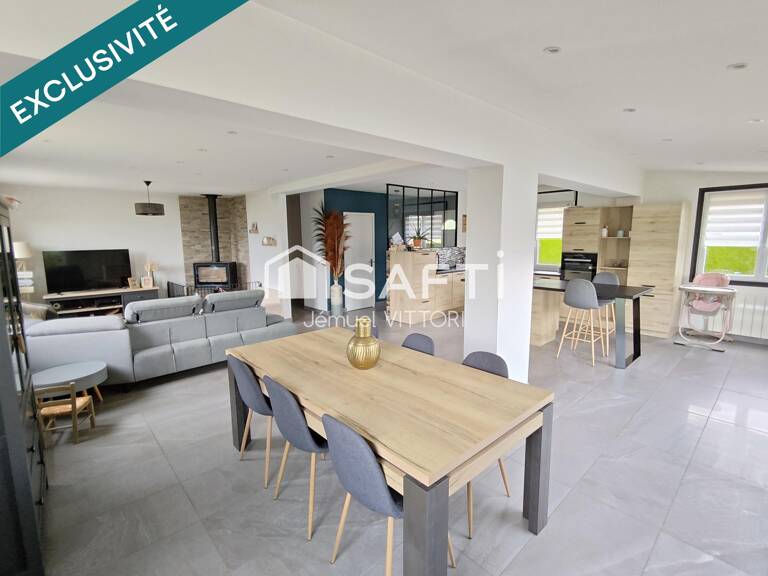 Maison rénovée avec vie de plain-pied, 4 chambres et sous-sol intégral — photo 1