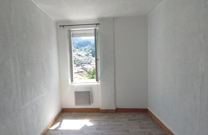 Appartement rénové 68m², garage, cave — photo 5