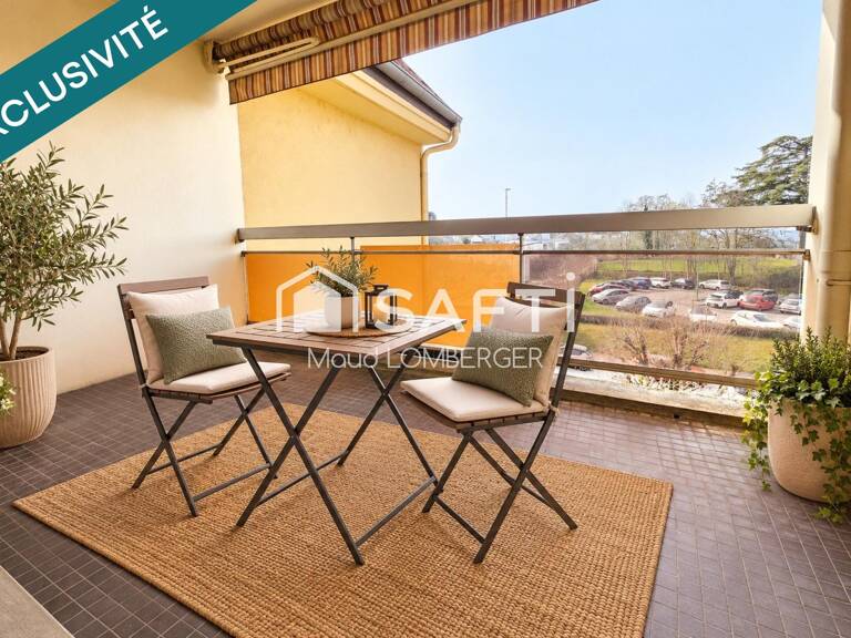 Appartement F3 - Résidence Charles Quint avec ascenseur, terrasse et garage. — photo 1